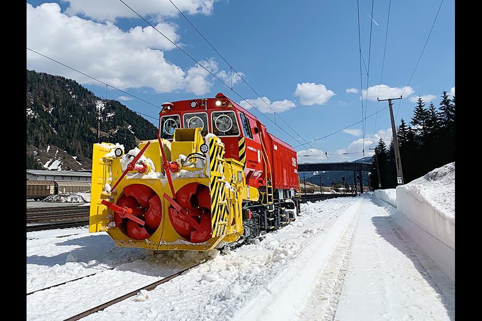 Snow blower ready for winter | News | Railway Gazette International
